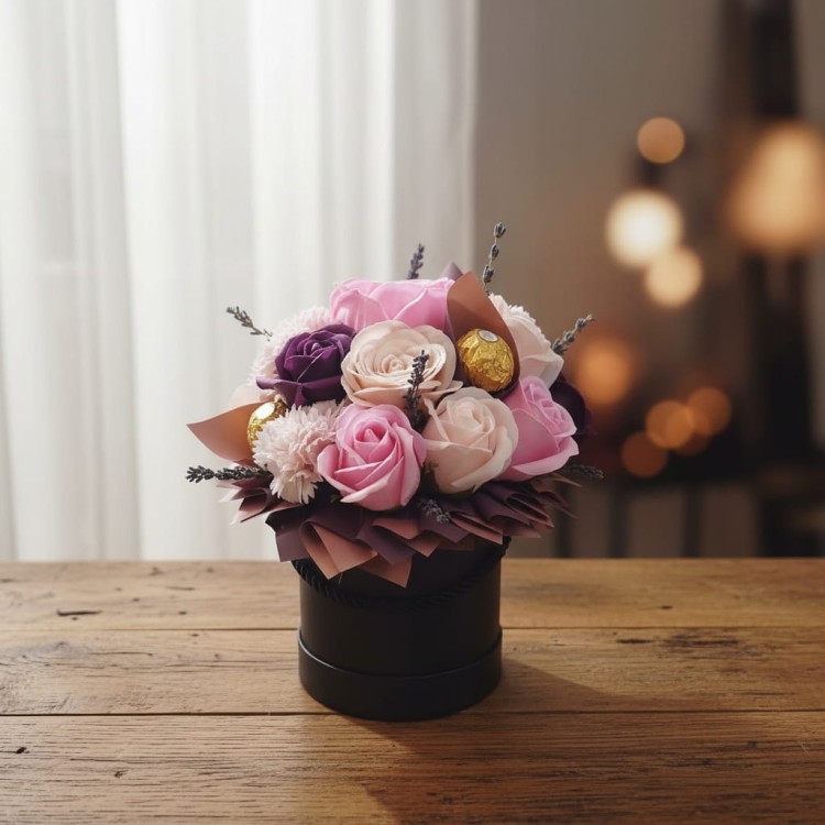 Flower Box Kwiaty Mydlane Róże Wieczny Bukiet Czekoladki Lawenda Prezent