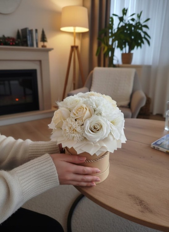 Flower Box Wieczny Bukiet Białe Róże Kwiaty Mydlane Pachnące Gotowy Prezent
