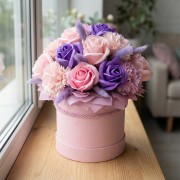 Flowerbox Kwiaty Mydlane Bukiet Róże Prezent Na Dzień Babci Urodziny Różowy