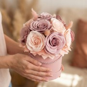 Flower box Wieczne Róże Różowe Prezent Na Urodziny Imieniny Dzień Kobiet